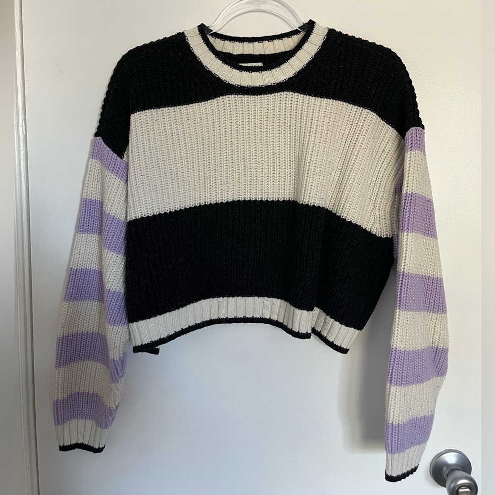 American Eagle Outfitters Black and Cream Striped Sweater